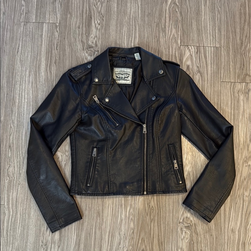 Levi's Women's Classic Black Leather Jacket